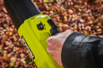 Повітродувка акумуляторна Ryobi RY36BLXB-0, 36В MAX POWER, (без АКБ та ЗП), (5133005646) Повітродувка акумуляторна Ryobi RY36BLXB-0, 36В MAX POWER, (без АКБ та ЗП), (5133005646) | Фото 3