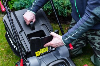 Газонокосарка GRAPHITE, 1500 Вт, 36см, 35л (59G474) Купить триммер и газонокосилка Газонокосарка GRAPHITE, 1500 Вт, 36см, 35л (59G474) | Фото 10