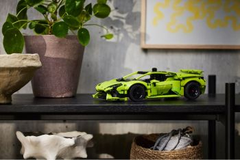 Купить конструктор Конструктор LEGO Technic Lamborghini Huracan Tecnica (42161) | Фото 7