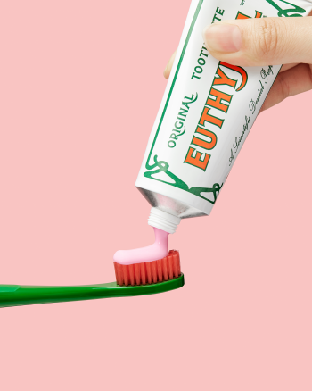 Зубна щітка Euthymol Regular Soft М'яка Зелена (8801051171013) | Фото 4