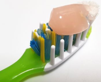 Купить зубную пасту и ополаскиватель Зубна паста LG Bamboosalt Pinksalt м’ята Byom 100 г (8801051109009) | Фото 2