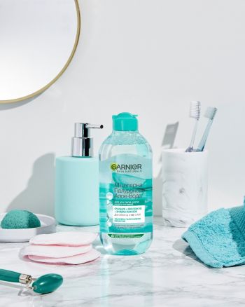 Міцелярна вода з гіалуроновою кислотою Garnier Skin Naturals Алое 400мл (3600542396561) Міцелярна вода з гіалуроновою кислотою Garnier Skin Naturals Алое 400мл (3600542396561) | Фото 8