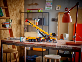 Конструктор LEGO City Жовтий пересувний будівельний кран (60409) | Фото 8