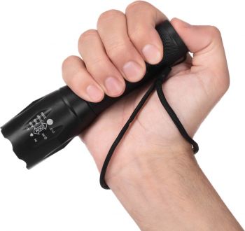 Ліхтар ручний 2E 1200 люмен, USB, 1200 мАч, T6 LED (2E-FLYB1812BI) Ліхтар ручний 2E 1200 люмен, USB, 1200 мАч, T6 LED (2E-FLYB1812BI) | Фото 5