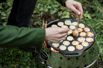 Форма для поферти чавунна Petromax Poffertjes Pan Форма для поферти чавунна Petromax Poffertjes Pan | Фото 5