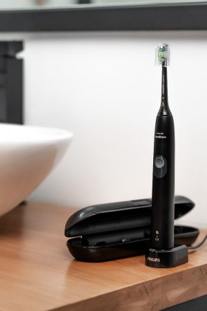 Електрична зубна щітка PHILIPS Sonicare ProtectiveClean HX6800/87 Купить зубную электрощетку Електрична зубна щітка PHILIPS Sonicare ProtectiveClean HX6800/87 | Фото 3