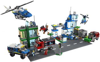 Купить конструктор LEGO City Полицейский участок (60316) | Фото 16