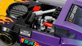 Конструктор LEGO Speed Champions NASCAR Next Gen Chevrolet Camaro ZL1 (76935) Купить конструктор Конструктор LEGO Speed Champions NASCAR Next Gen Chevrolet Camaro ZL1 (76935) | Фото 11