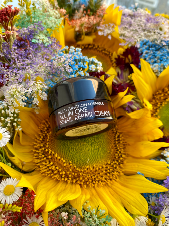 Крем для обличчя регенеруючий Mizon All in One Snail Repair Cream 75мл (8809663751654) | Фото 3