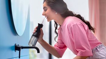 Іригатор PHILIPS Sonicare Cordless Power Flosser 3000 HX3826/33 Купить зубную электрощетку Іригатор PHILIPS Sonicare Cordless Power Flosser 3000 HX3826/33 | Фото 4