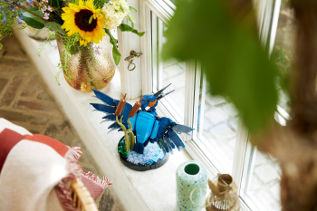 Конструктор LEGO Icons Птах рибалка (10331) Купить конструктор Конструктор LEGO Icons Птах рибалка (10331) | Фото 2