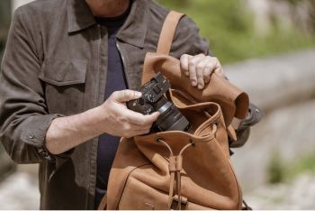 Фотоапарат  SONY Alpha a7CR Body Silver (ILCE7CRS.CEC) | Фото 7