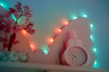 Smart LED Гірлянда Twinkly Strings USB 200 Heart-shaped RGB LEDs, Green Wire, USB-C (TWKH200RGB-G) | Фото 5