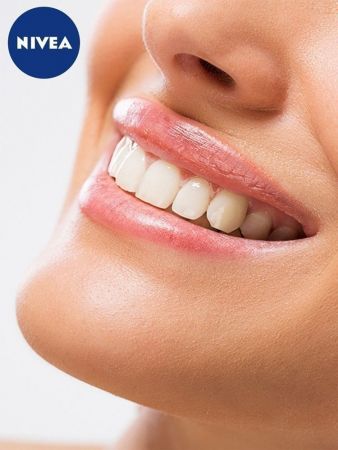 Бальзам для губ NIVEA Полуничне сяйво 4,8г (4006000002095) | Фото 10