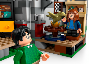 Купить конструктор Конструктор LEGO Harry Potter Хатинка Геґріда: Несподівані гості (76428) | Фото 18