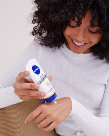 Крем для рук NIVEA 3в1 Антивіковий Q10 75 мл (6001051004188) | Фото 4