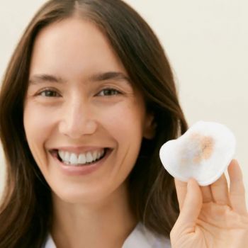 Засіб для зняття макіяжу з очей Nivea Подвійний ефект 125мл (4006000008349) Засіб для зняття макіяжу з очей Nivea Подвійний ефект 125мл (4006000008349) | Фото 11