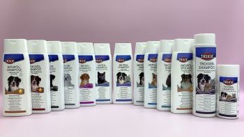 Шампунь для собак з оліями макадамії та обліпихи Trixie 250мл (4011905291956) Шампунь для собак з оліями макадамії та обліпихи Trixie 250мл (4011905291956) | Фото 2