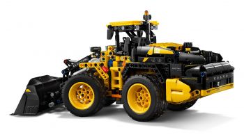 Конструктор LEGO Technic Колісний навантажувач Volvo L120 Electric (42209) | Фото 3