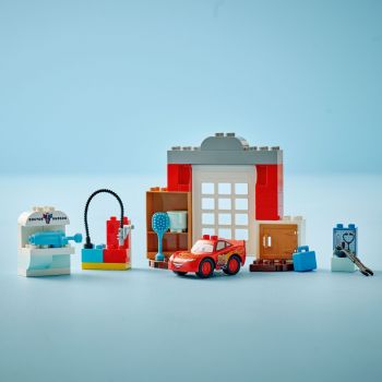 Конструктор LEGO DUPLO Візит МакКвіна в гараж Дока (10456) Конструктор LEGO DUPLO Візит МакКвіна в гараж Дока (10456) | Фото 2