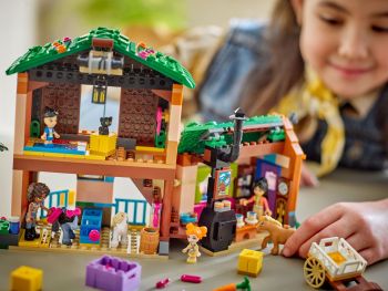 Конструктор LEGO Friends Ранчо і стайня поні (42654) Купить конструктор Конструктор LEGO Friends Ранчо і стайня поні (42654) | Фото 7