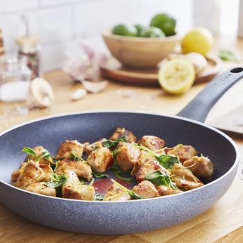 Купить сковороду Сковорода TEFAL Hard Stone, 26см, сірий (D4560553) | Фото 1