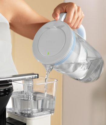 Фільтр-глечик BRITA Glass Jug One, скляний, 2.5л, синій (1050452) | Фото 4