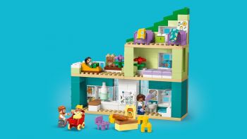 Конструктор LEGO DUPLO Town Сучасний сімейний будинок із фігурками 3 в 1 (10470) Купить конструктор Конструктор LEGO DUPLO Town Сучасний сімейний будинок із фігурками 3 в 1 (10470) | Фото 5