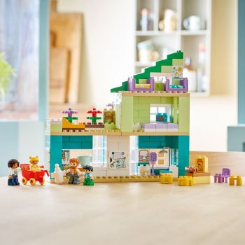 Конструктор LEGO DUPLO Town Сучасний сімейний будинок із фігурками 3 в 1 (10470) Купить конструктор Конструктор LEGO DUPLO Town Сучасний сімейний будинок із фігурками 3 в 1 (10470) | Фото 13