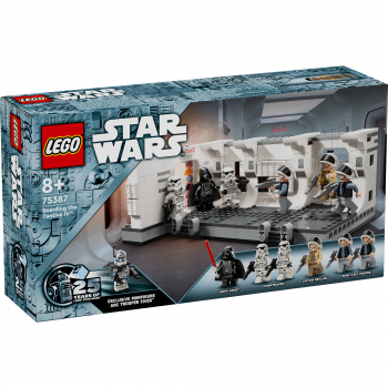 Купить конструктор Конструктор LEGO Star Wars Посадка на борт Тантів IV (75387) | Фото 1