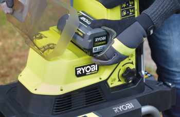Купить садовый измельчитель Садовий подрібнювач RYOBI RY36SHX40-0, акумуляторний 36В MAX POWER, 40мм без АКБ та ЗП (5133005451) | Фото 2