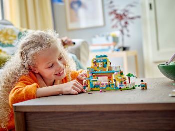 Конструктор LEGO Friends Магазин аксесуарів для домашніх улюбленців (42650) Купить конструктор Конструктор LEGO Friends Магазин аксесуарів для домашніх улюбленців (42650) | Фото 10