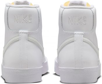 Кеди високі чоловічі Nike Blazer Mid 77 Vntg Nas FD6924-100 45 (11 US) білі (196608088165) | Фото 3