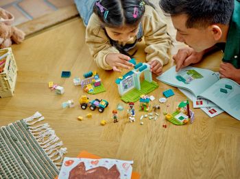 Конструктор LEGO Friends Ветеринарна клініка для сільськогосподарських тварин (42632) Конструктор LEGO Friends Ветеринарна клініка для сільськогосподарських тварин (42632) | Фото 7