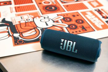 Портативна акустика JBL Flip 7 Blue (JBLFLIP7BLU) | Фото 11