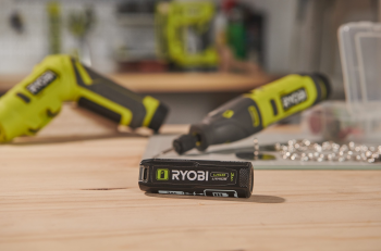 Акумулятор Ryobi RB4L30, USB Lithium, 4В, 3А•год (5133006224) | Фото 3