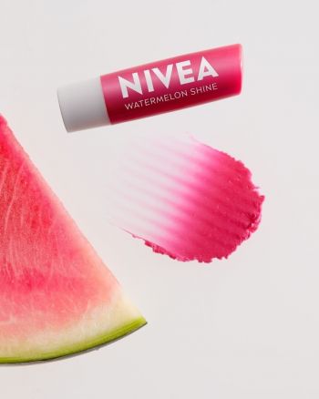 Бальзам для губ NIVEA Watermelon Shine Кавунове сяйво 4,8 г/5,5 мл (4005808904365) | Фото 2