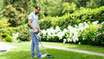 Тример садовий акумуляторний Bosch UniversalGrassCut 18V-260 (0.600.8C1.D03) Купить триммер и газонокосилка Тример садовий акумуляторний Bosch UniversalGrassCut 18V-260 (0.600.8C1.D03) | Фото 9