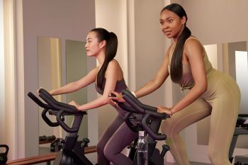 Випрямляч волосся PHILIPS 7000 Series BHS 742/00 Купить устройство по уходу за волосами Випрямляч волосся PHILIPS 7000 Series BHS 742/00 | Фото 5