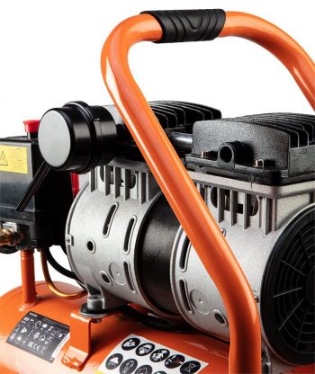 NEO, безмасляный, 2-х поршневой, 230В, 12л, 8 Бар, 105л/мин, 500Вт, IP20 (12K020) NEO, безмасляный, 2-х поршневой, 230В, 12л, 8 Бар, 105л/мин, 500Вт, IP20 (12K020) | Фото 5