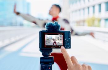 Фотоапарат SONY ZV-1 II Black (ZV1M2B.CE3) Фотоапарат SONY ZV-1 II Black (ZV1M2B.CE3) | Фото 11