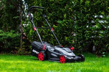 Газонокосарка GRAPHITE, 1500 Вт, 36см, 35л (59G474) Купить триммер и газонокосилка Газонокосарка GRAPHITE, 1500 Вт, 36см, 35л (59G474) | Фото 7