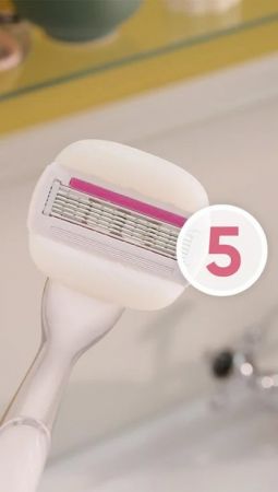 Змінні картриджі для гоління GILLETTE Venus Comfortglide Sugarberry 4 шт (8700216122849) Купить сменный картридж для бритвенных станков Змінні картриджі для гоління GILLETTE Venus Comfortglide Sugarberry 4 шт (8700216122849) | Фото 4