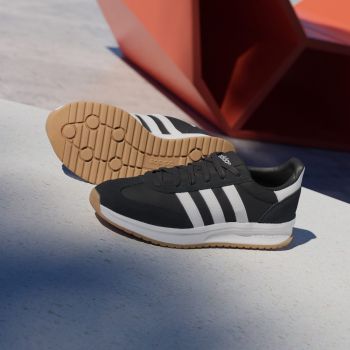 Кросівки жіночі Adidas Run 70s 2.0 IH8595 37 1/3 (4,5 UK) чорні (4067897902257) | Фото 16