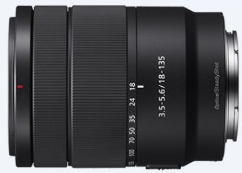 Фотоапарат SONY Alpha a6700 + E 18-135 OSS Creator Kit (ILCE6700MB_СrKit) | Фото 3