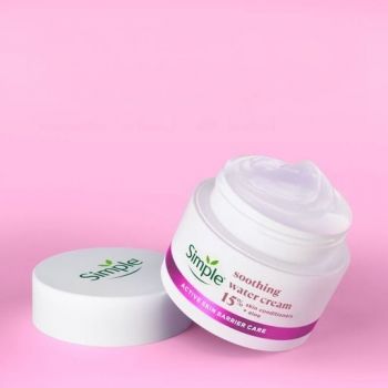 Крем заспокійливий Simple Active skin barrier care з алое та кондиціонерами для шкіри 50мл (8720181406201) Крем заспокійливий Simple Active skin barrier care з алое та кондиціонерами для шкіри 50мл (8720181406201) | Фото 1