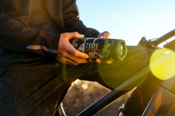 Портативна акустика JBL Flip 7 Squad (JBLFLIP7SQUAD) | Фото 12