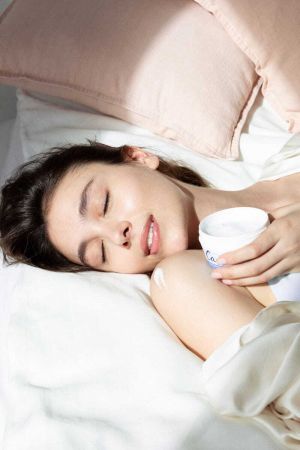 Зволожуючий крем для обличчя NIVEA з гідровоском і маслом ши 100мл (42269885) | Фото 4