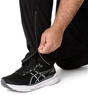 Штани чоловічі Asics Core Woven Pant 2011D224-001 XL чорні (4570158310659) | Фото 1