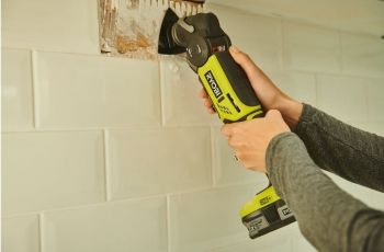 RYOBI ONE+ R18MT-0 (5133002466) Купить многофункциональный инструмент RYOBI ONE+ R18MT-0 (5133002466) | Фото 3